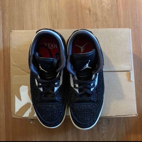 2018 Anna Wintour X wmns Air Jordan 3 ‘Retro Black’ - Picture 4 of 9